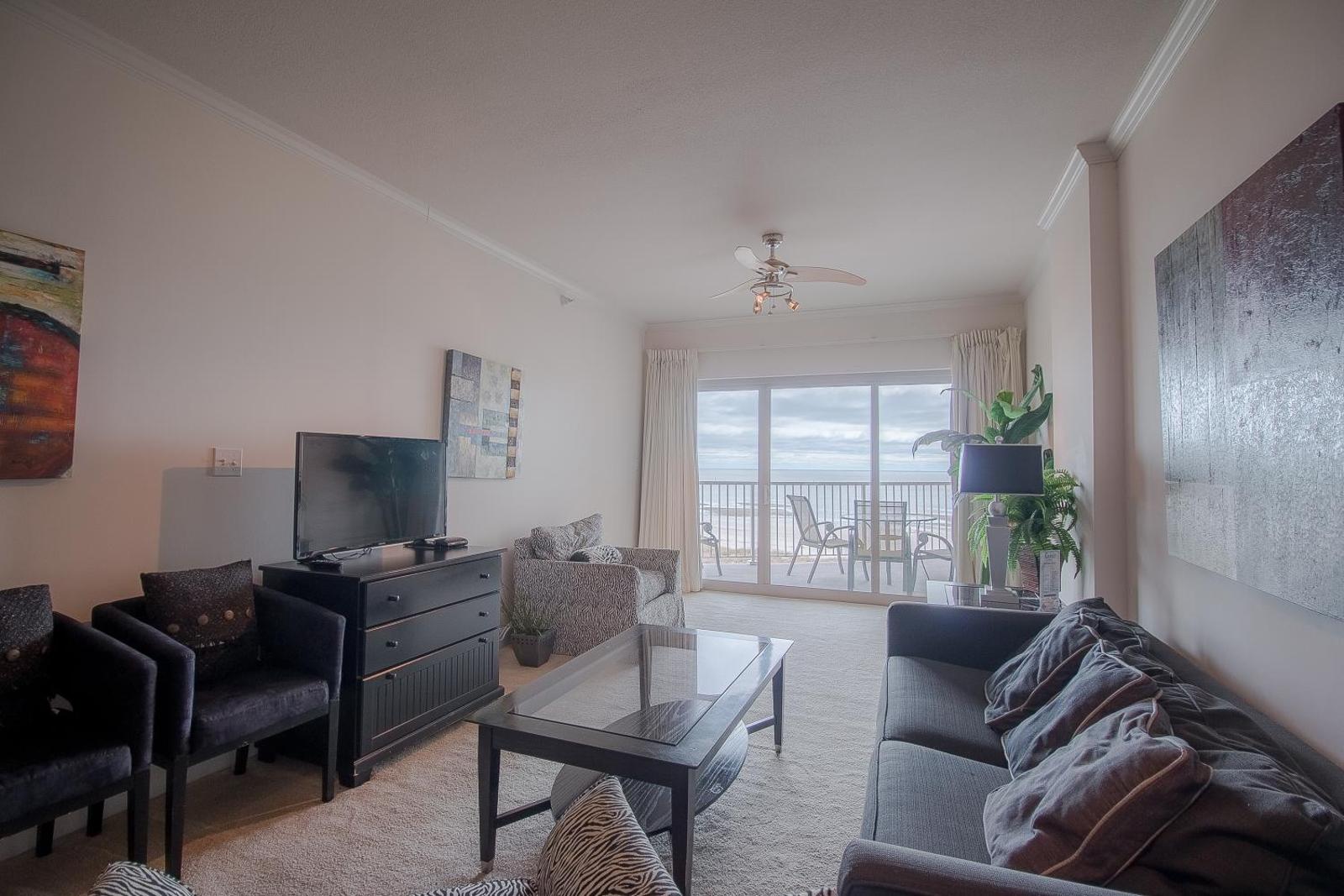 Sea Breeze 402 Deluxe - Two Bedroom Apartment